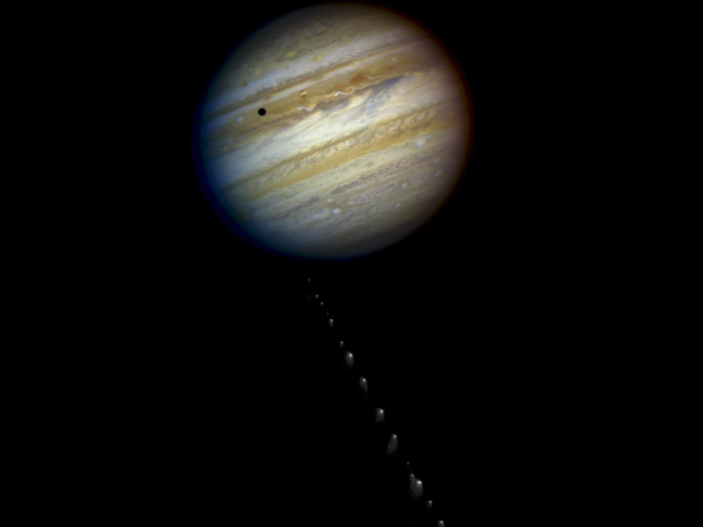 Dodávka vody na Jupiter z kométy?