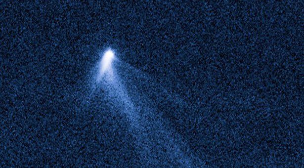Asteroid so šiestimi chvostami