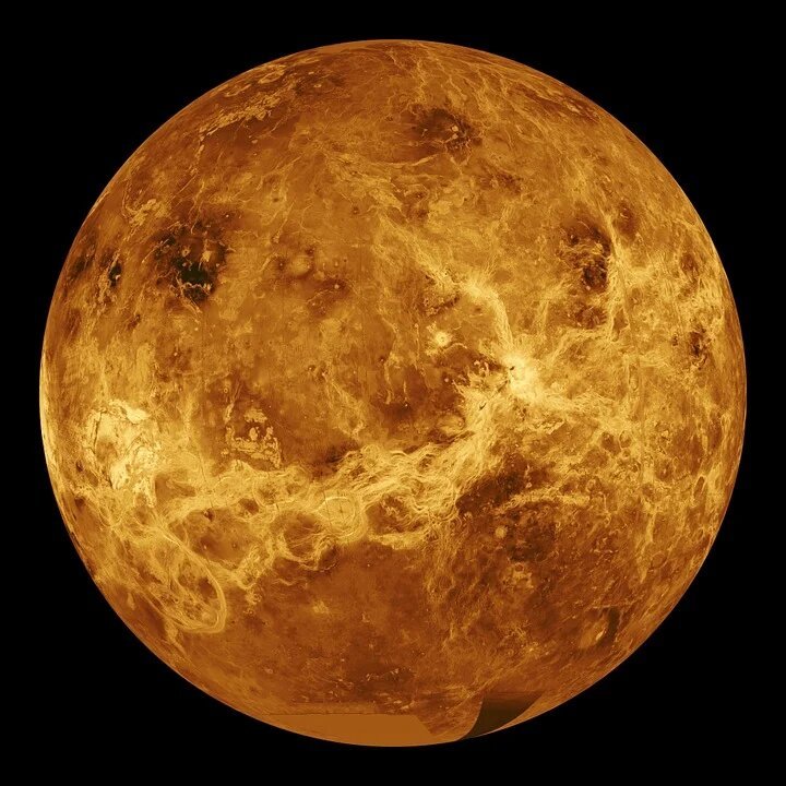 V atmosfére Venuše bol objavený fosfán - ide o možné stopy života?