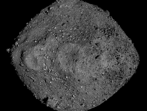 Asteroid Bennu – kolíska života alebo posol zániku?