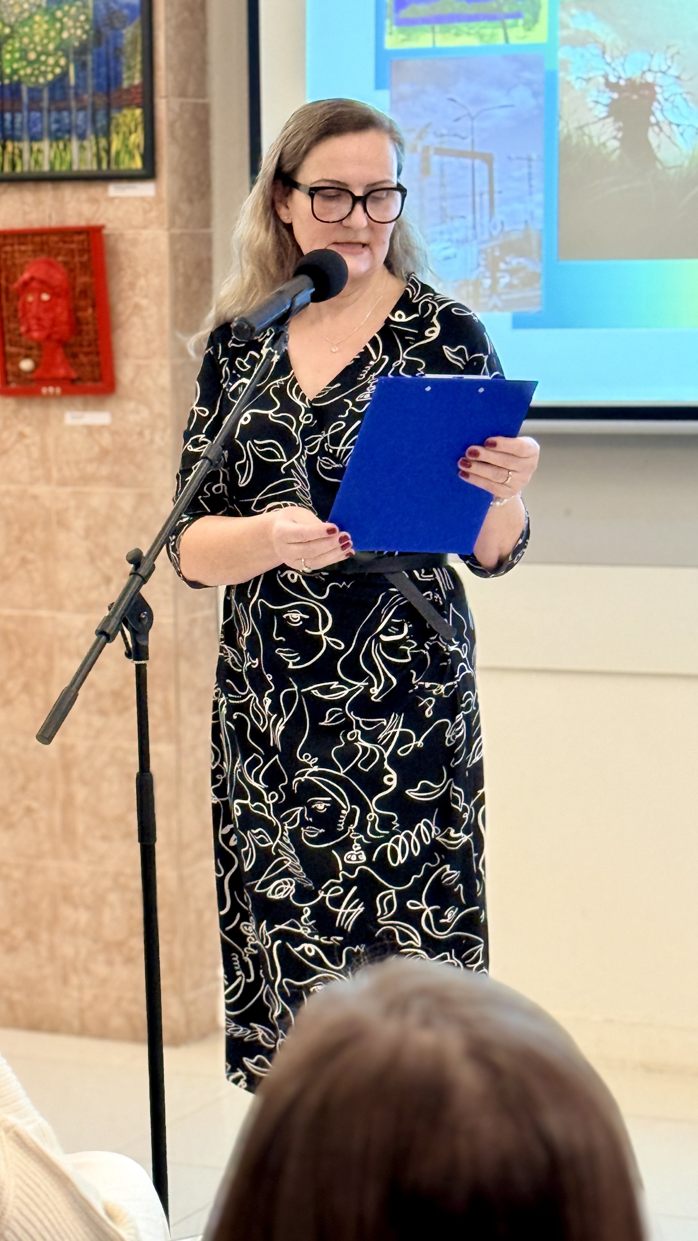 Autorská výstava - Ján Čižmár a synovia " ZO DNA HORIACEJ RIEKY"