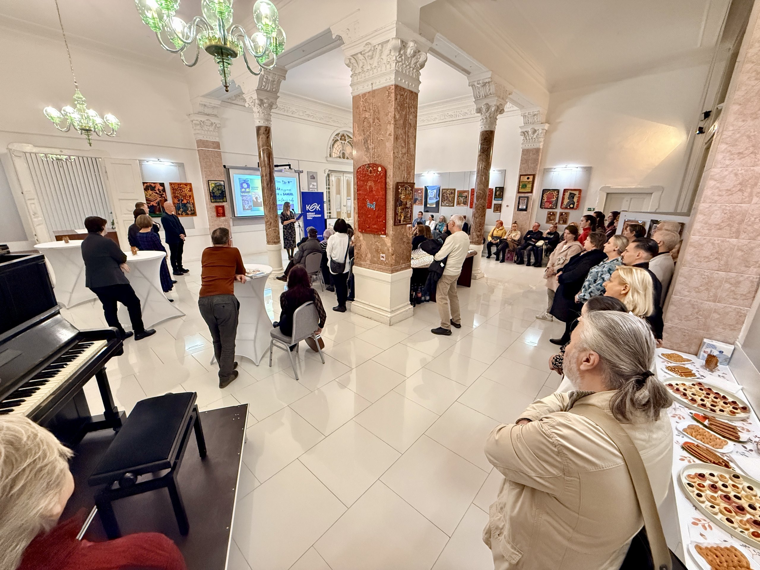 Autorská výstava - Ján Čižmár a synovia " ZO DNA HORIACEJ RIEKY"