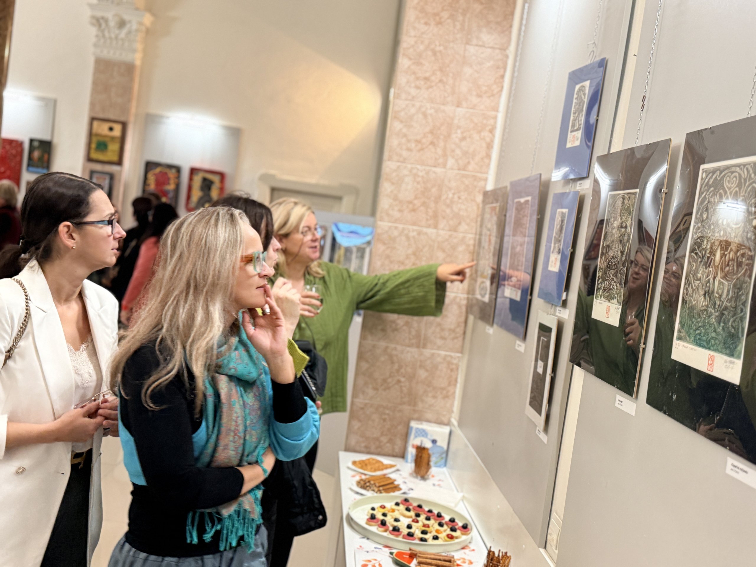 Autorská výstava - Ján Čižmár a synovia " ZO DNA HORIACEJ RIEKY"