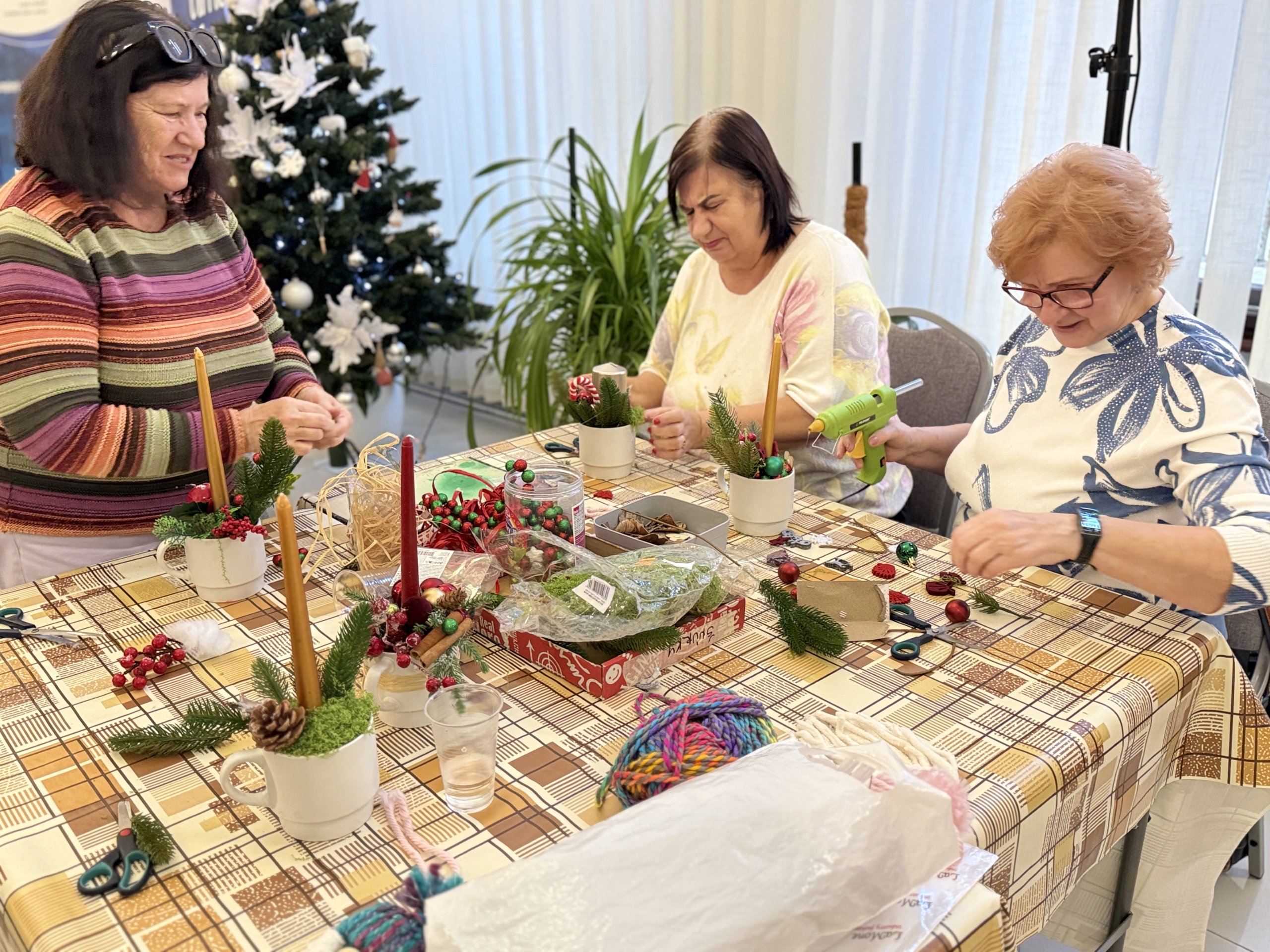 KEĎ UMENIE ZBLIŽUJE – tvorivé viacgeneračné stretnutia 2025