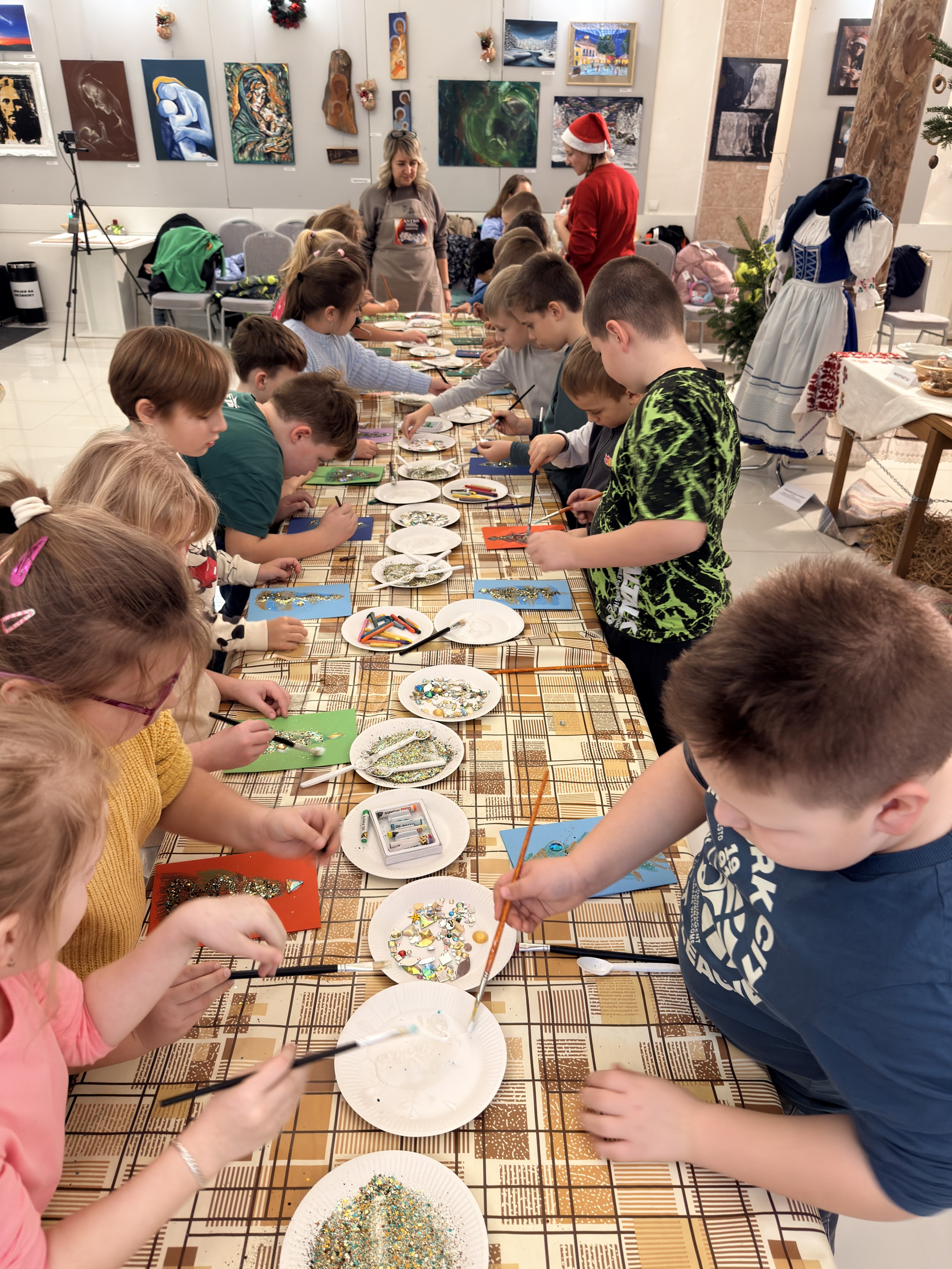 KEĎ UMENIE ZBLIŽUJE – tvorivé viacgeneračné stretnutia 2025