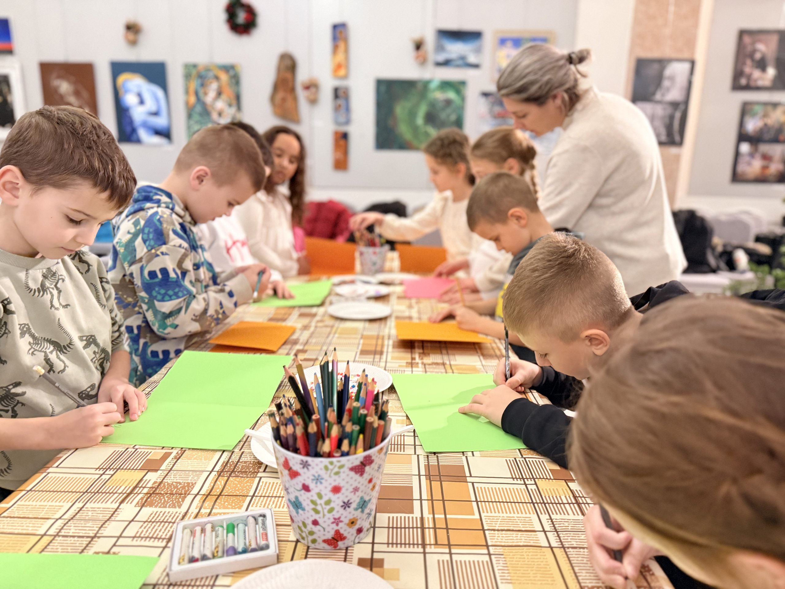 KEĎ UMENIE ZBLIŽUJE – tvorivé viacgeneračné stretnutia 2025