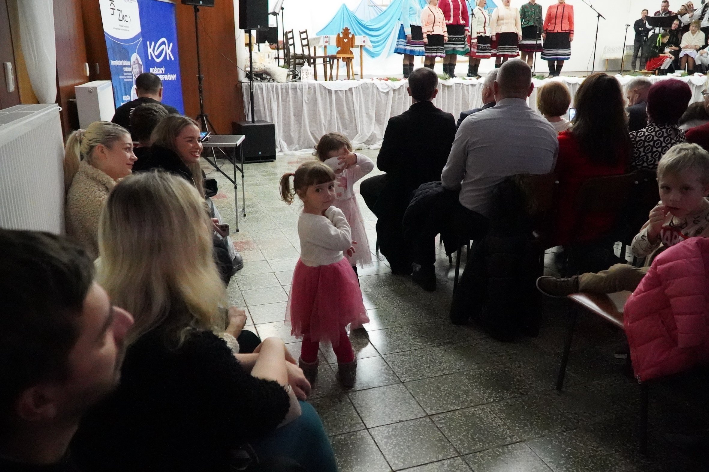 SVETLO TRADÍCIÍ  festival kolied a zvykov