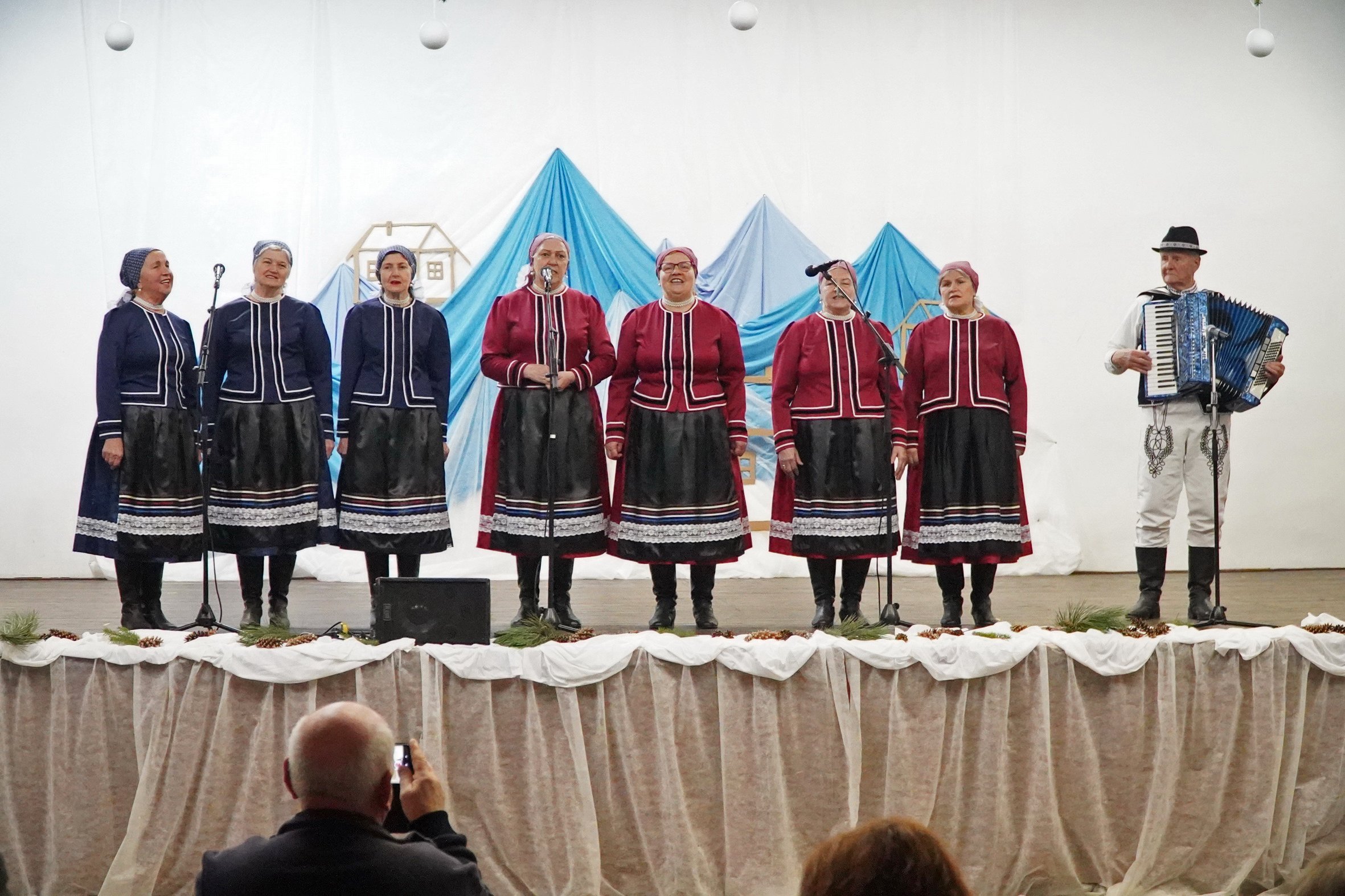 SVETLO TRADÍCIÍ  festival kolied a zvykov