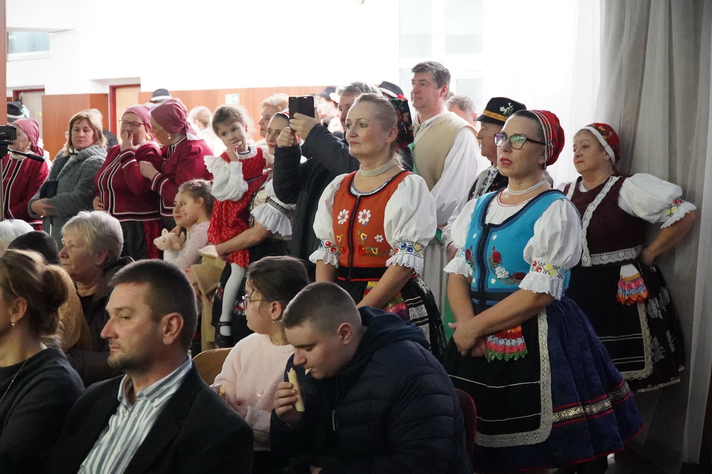 SVETLO TRADÍCIÍ  festival kolied a zvykov