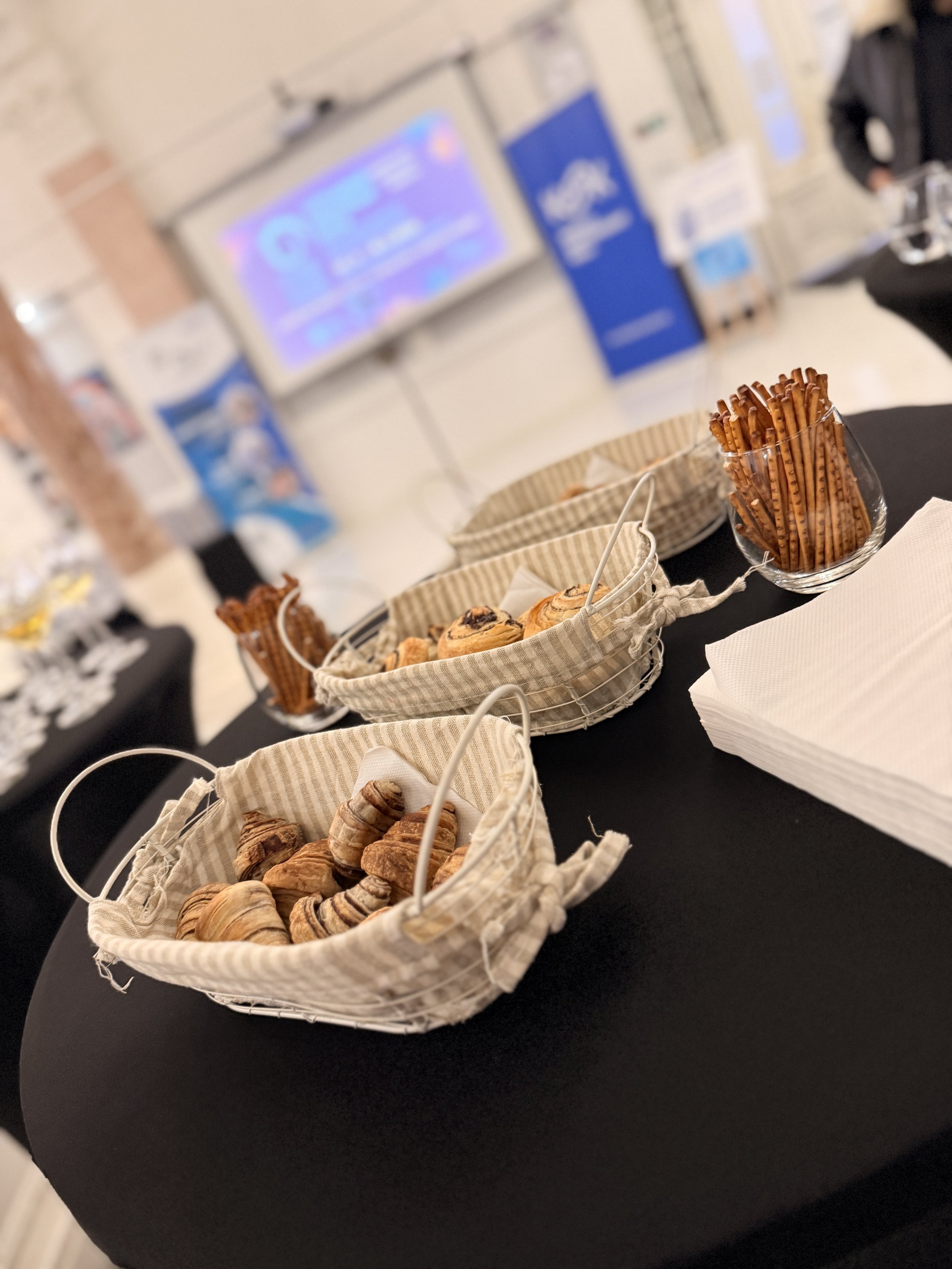 VÝTVARNÉ SPEKTRUM 2026 regionálne kolo Michalovce, Sobrance - vernisáž, vyhodnotenie, rozborový seminár