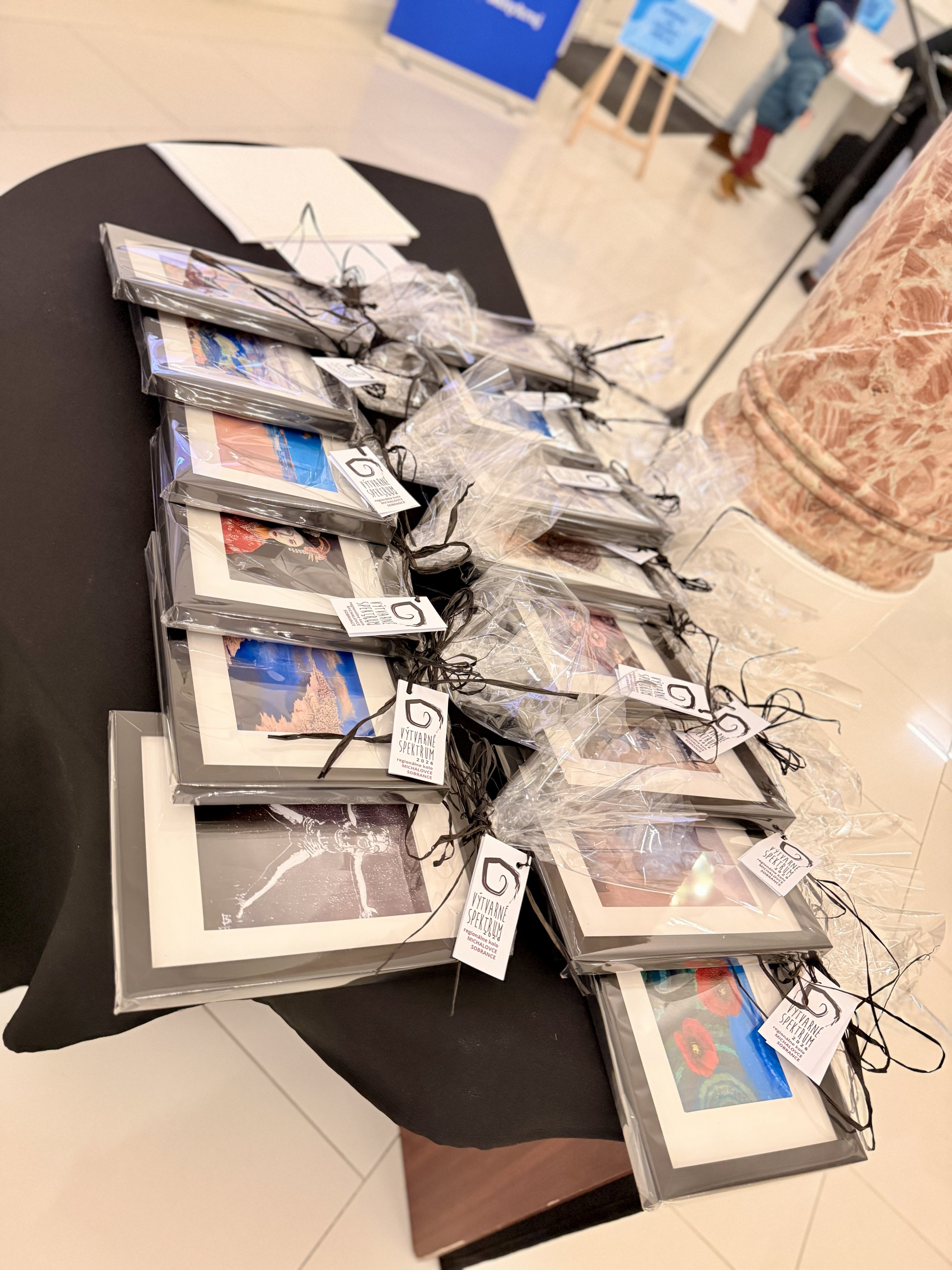 VÝTVARNÉ SPEKTRUM 2026 regionálne kolo Michalovce, Sobrance - vernisáž, vyhodnotenie, rozborový seminár