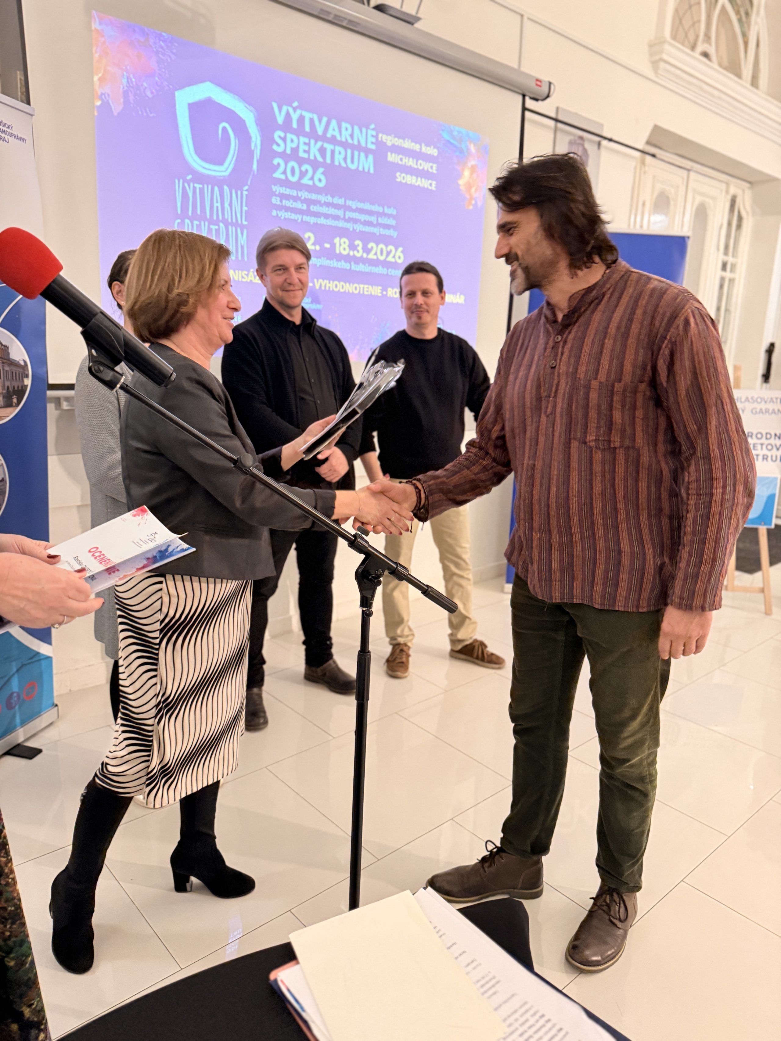 VÝTVARNÉ SPEKTRUM 2026 regionálne kolo Michalovce, Sobrance - vernisáž, vyhodnotenie, rozborový seminár