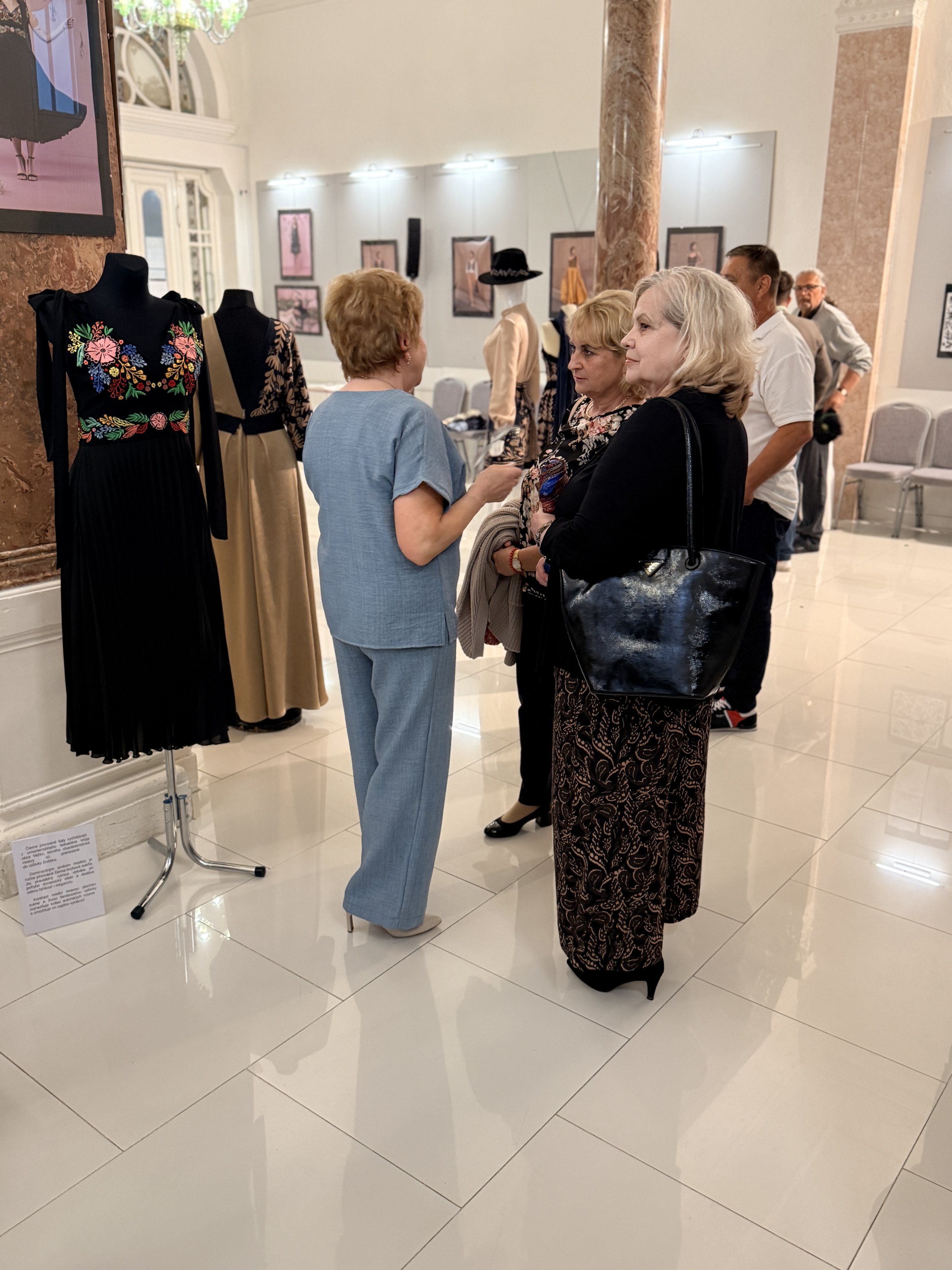 Mišena JUHÁSZ - autorská výstava z tvorby módnej návrhárky